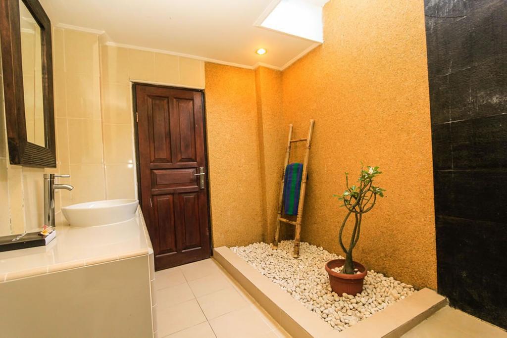 Radiant Jepun Villa Legian  Phòng bức ảnh